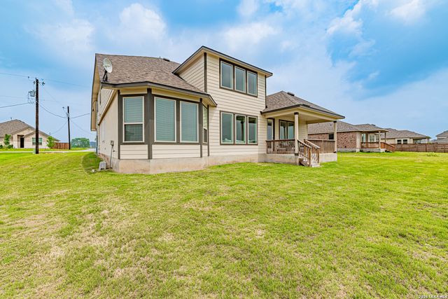 109 WILLOW OAK TRL, Floresville, TX 78114