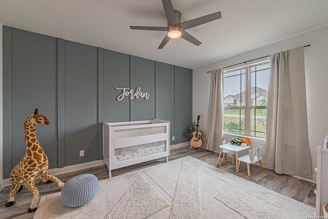 109 WILLOW OAK TRL, Floresville, TX 78114