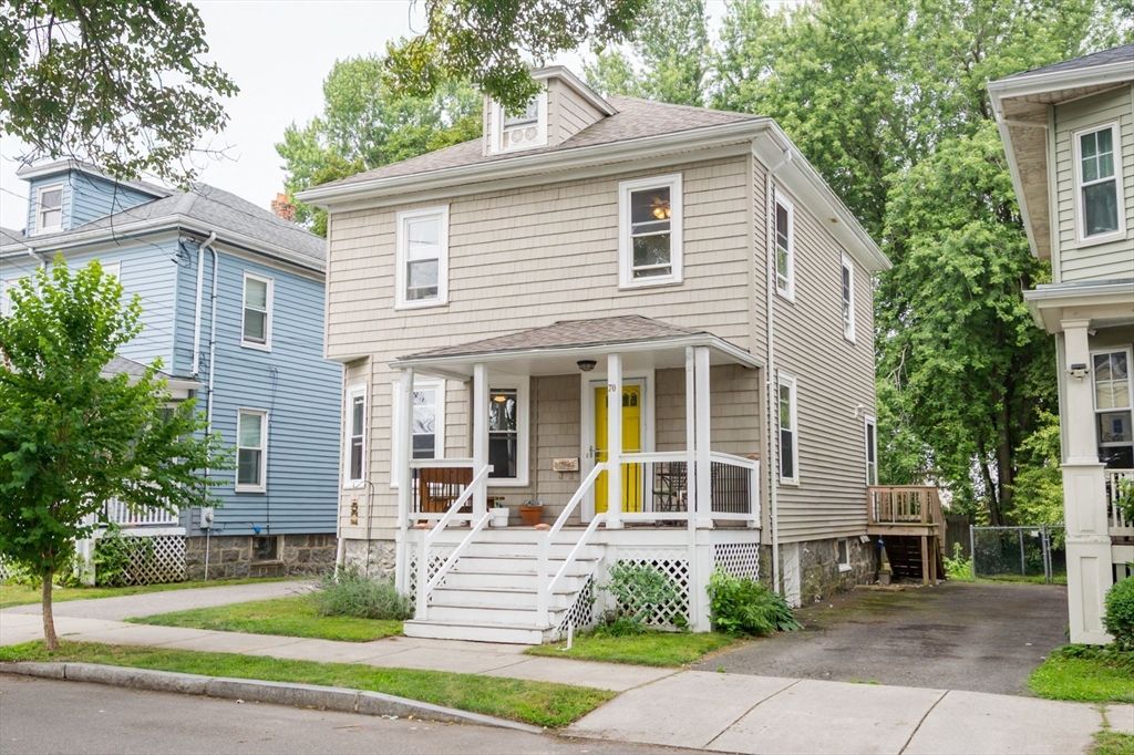70 Hamilton St, Quincy, MA 02169