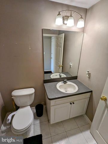 62 SHELLEY CIR, East Windsor, NJ 08520