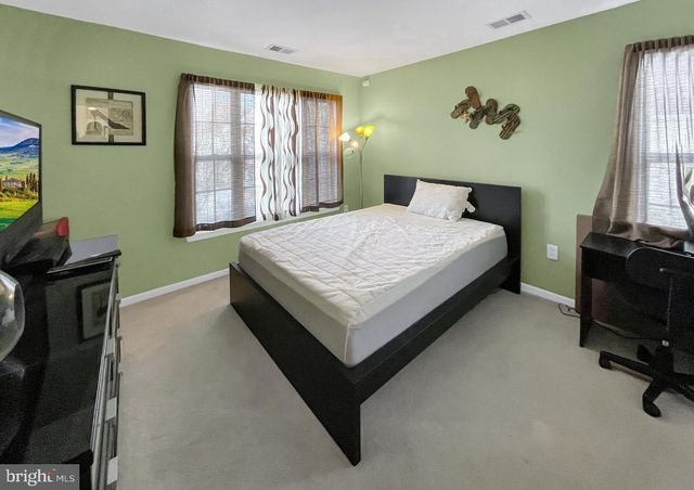 62 SHELLEY CIR, East Windsor, NJ 08520