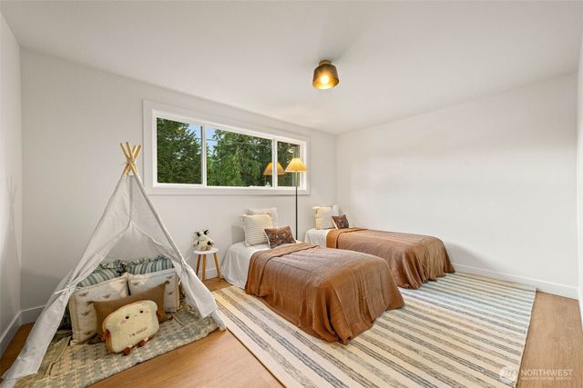 16301 Wallingford Avenue N, Shoreline, WA 98133