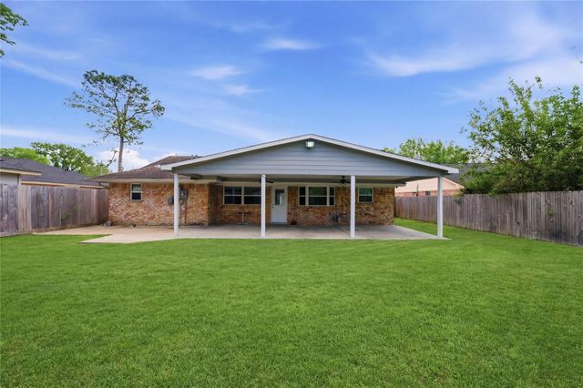 7030 Sandswept Lane, Houston, TX 77086