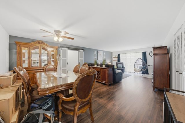 10332 S Pulaski Road 107, Oak Lawn, IL 60453