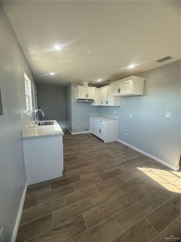 23615 Santa Barbara Street, Edinburg, TX 78542