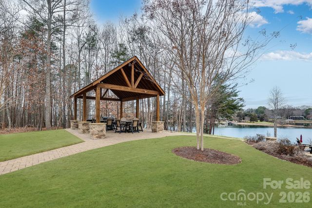 106 Nablus Trail C, Mooresville, NC 28117