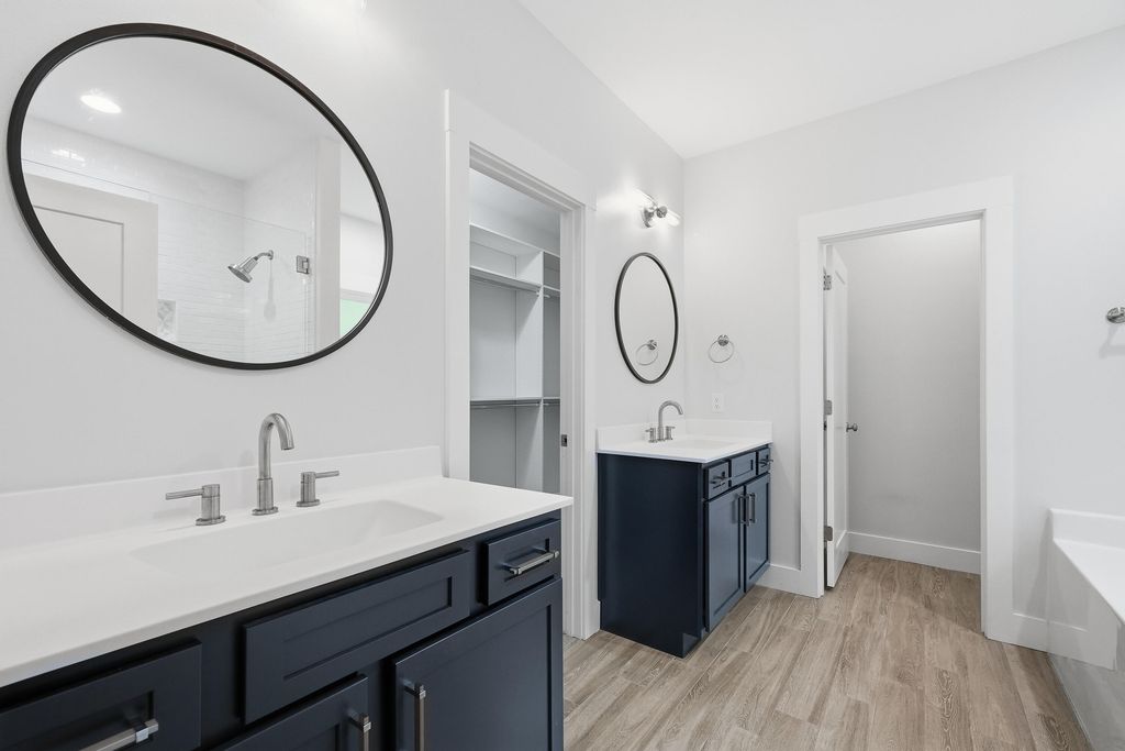 Image 10 of property listing at 308 Bella Vista Road, Fort Walton Beach, FL 32547