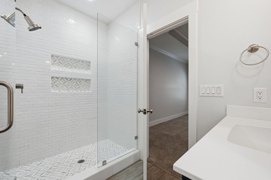 Image 11 of property listing at 308 Bella Vista Road, Fort Walton Beach, FL 32547