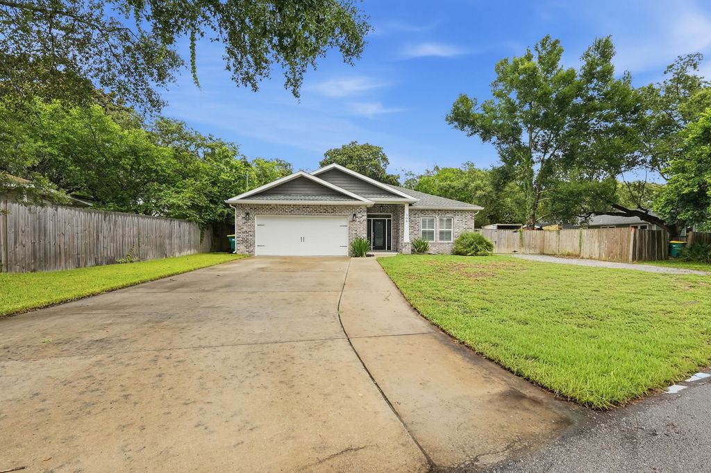 Image 29 of property listing at 308 Bella Vista Road, Fort Walton Beach, FL 32547