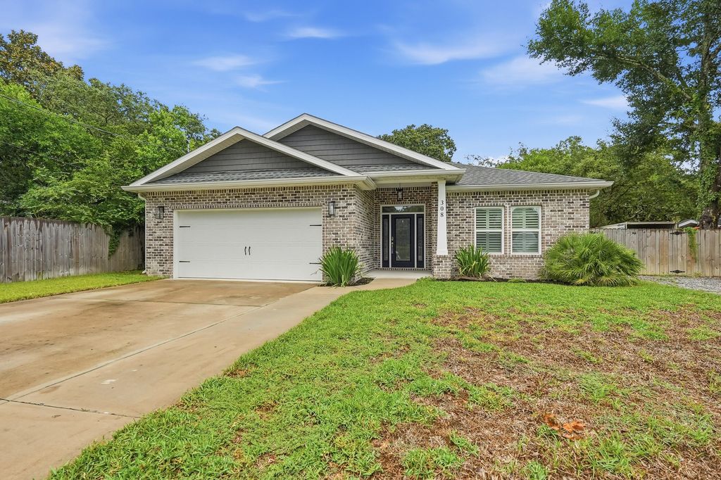 Image 30 of property listing at 308 Bella Vista Road, Fort Walton Beach, FL 32547