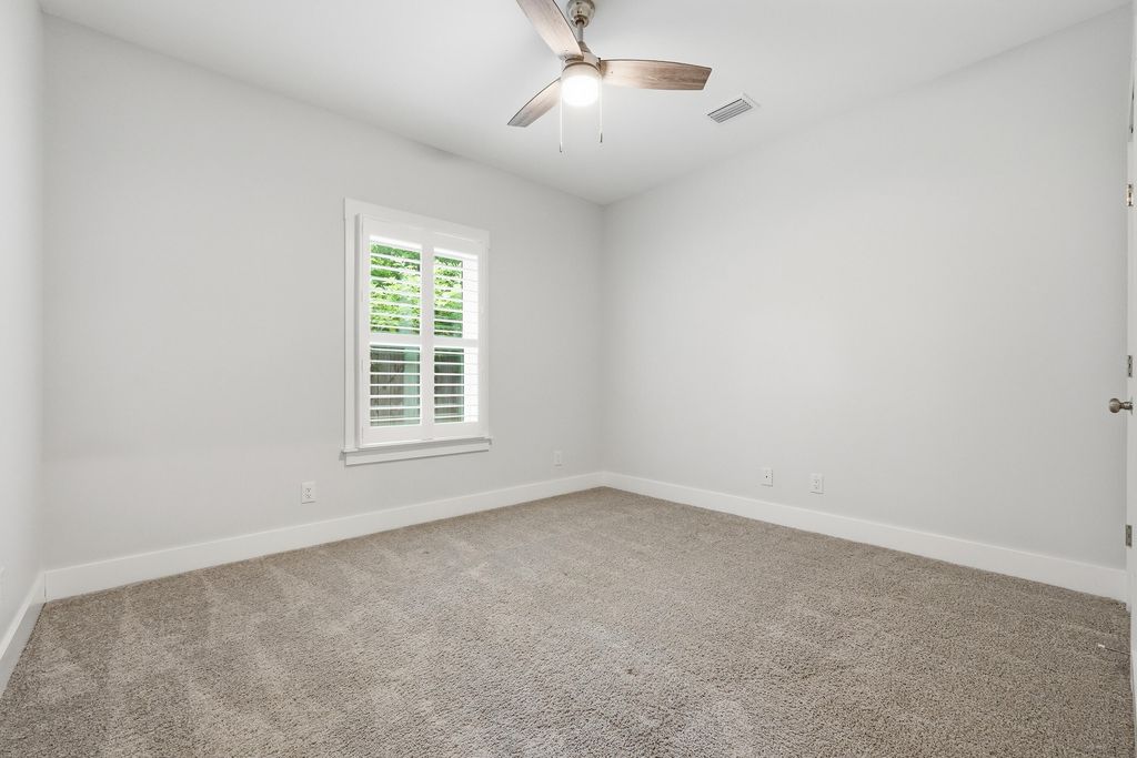 Image 51 of property listing at 308 Bella Vista Road, Fort Walton Beach, FL 32547