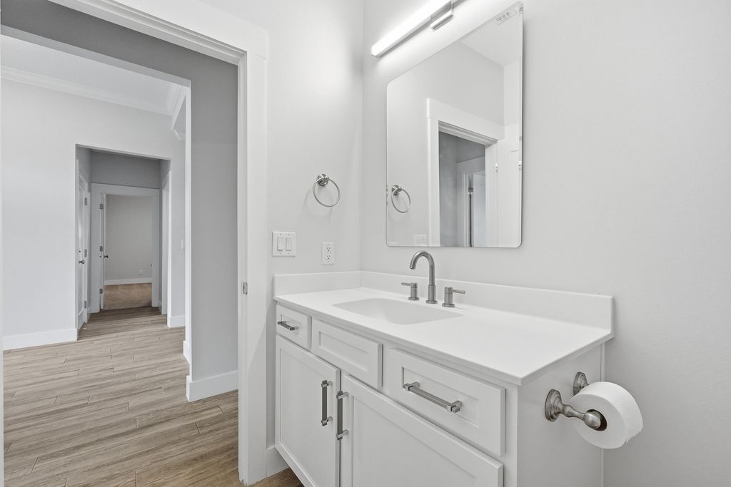 Image 54 of property listing at 308 Bella Vista Road, Fort Walton Beach, FL 32547
