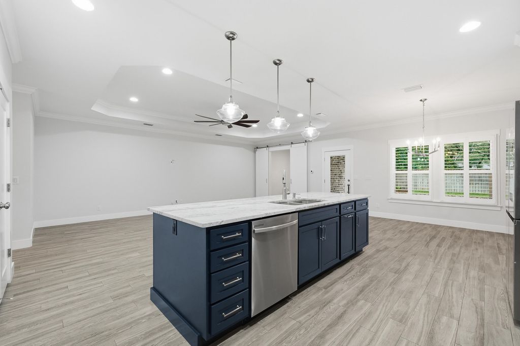 Image 6 of property listing at 308 Bella Vista Road, Fort Walton Beach, FL 32547