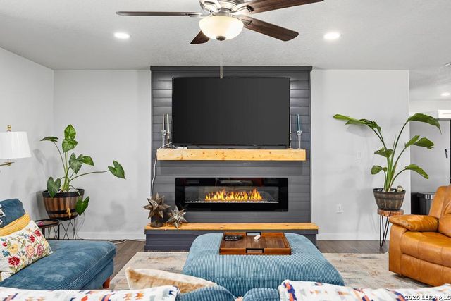 3611 MEDINA HWY, Kerrville, TX 78028