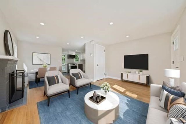 88 Saning Road, Weymouth, MA 02191