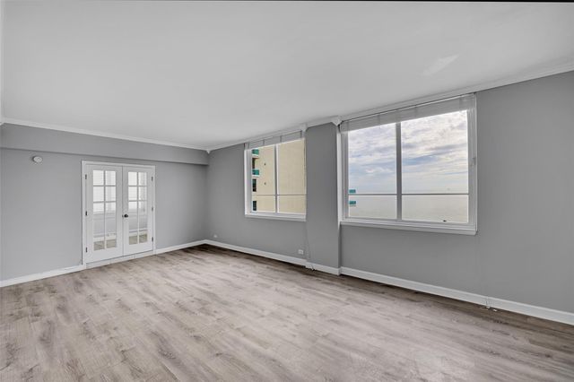 5005 Collins Ave PH6, Miami Beach, FL 33140