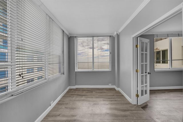 5005 Collins Ave PH6, Miami Beach, FL 33140