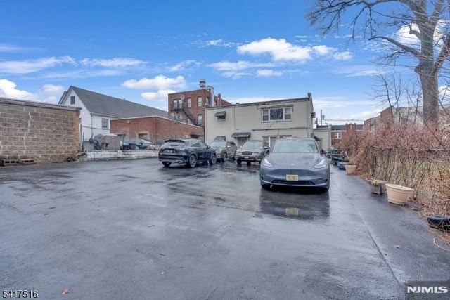 238 Stuyvesant Avenue 236, Lyndhurst, NJ 07071