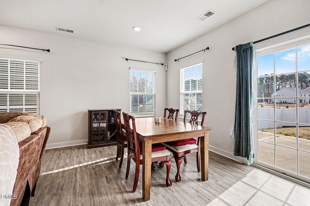 124 Amber Acorn Avenue, Raleigh, NC 27603