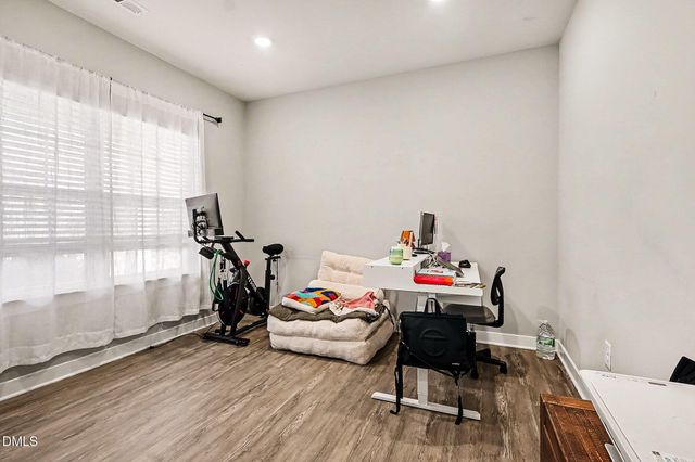 124 Amber Acorn Avenue, Raleigh, NC 27603