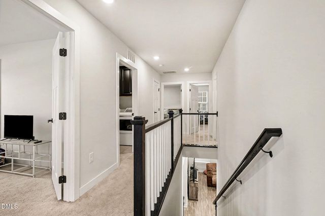 124 Amber Acorn Avenue, Raleigh, NC 27603