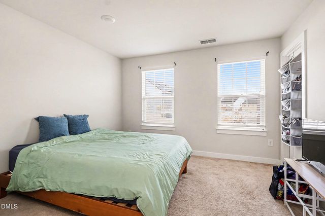 124 Amber Acorn Avenue, Raleigh, NC 27603