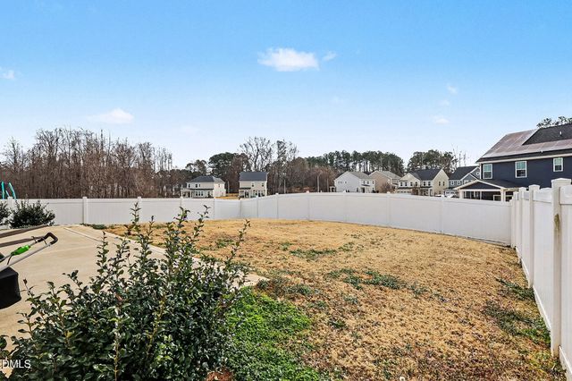 124 Amber Acorn Avenue, Raleigh, NC 27603