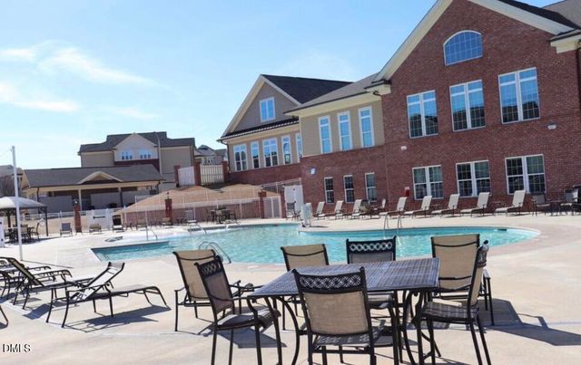 124 Amber Acorn Avenue, Raleigh, NC 27603