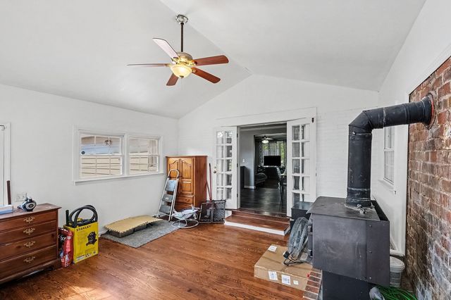 915 Temple Ct, Murfreesboro, TN 37130