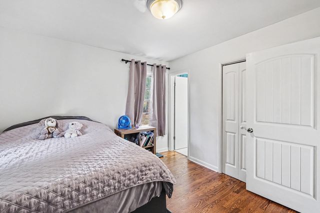 915 Temple Ct, Murfreesboro, TN 37130