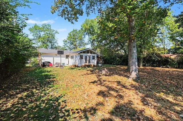 915 Temple Ct, Murfreesboro, TN 37130