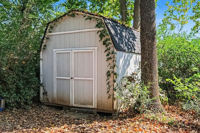 915 Temple Ct, Murfreesboro, TN 37130