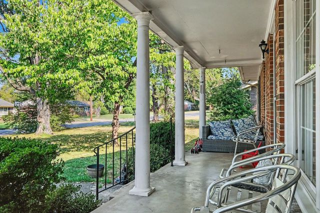 915 Temple Ct, Murfreesboro, TN 37130