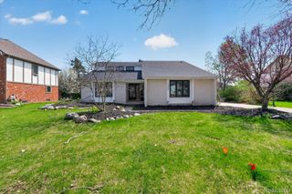 2354 Erickson Drive, Troy, MI 48085