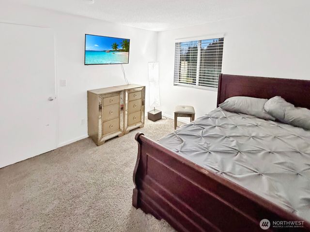 9025 67th Avenue NE, Marysville, WA 98270