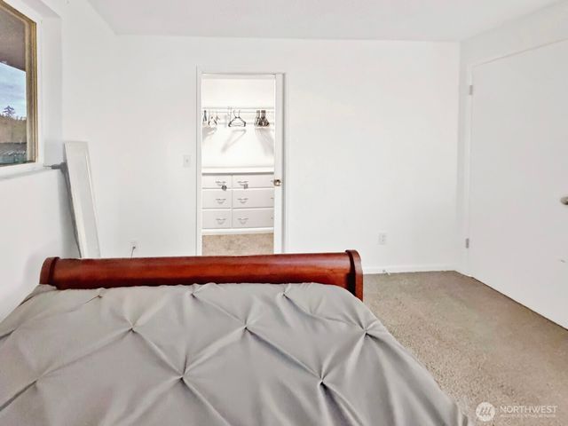 9025 67th Avenue NE, Marysville, WA 98270