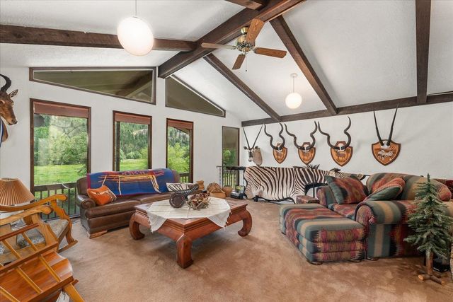 512 Williams Lake Rd, Colville, WA 99114