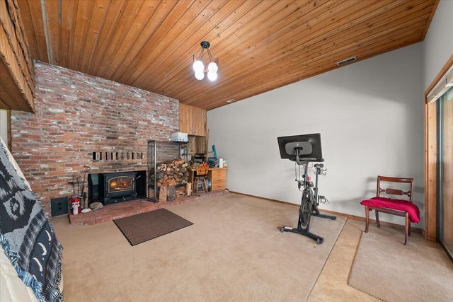 512 Williams Lake Rd, Colville, WA 99114