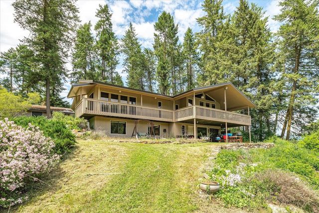 512 Williams Lake Rd, Colville, WA 99114