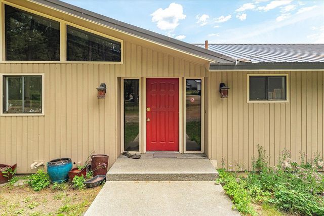 512 Williams Lake Rd, Colville, WA 99114