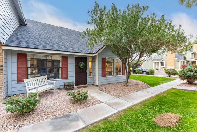 4834 E KACHINA Trail 1, Phoenix, AZ 85044