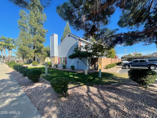 4834 E KACHINA Trail 1, Phoenix, AZ 85044