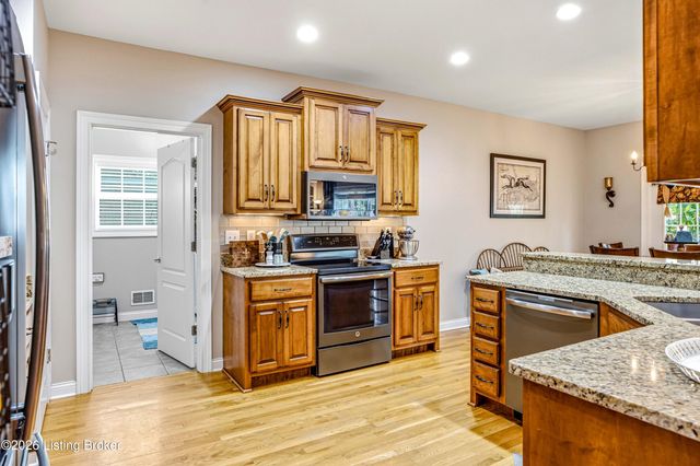 13723 Windy Haven Way, Louisville, KY 40299