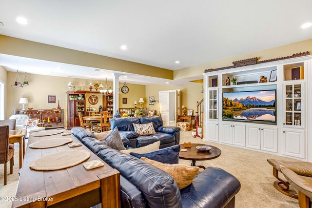 13723 Windy Haven Way, Louisville, KY 40299