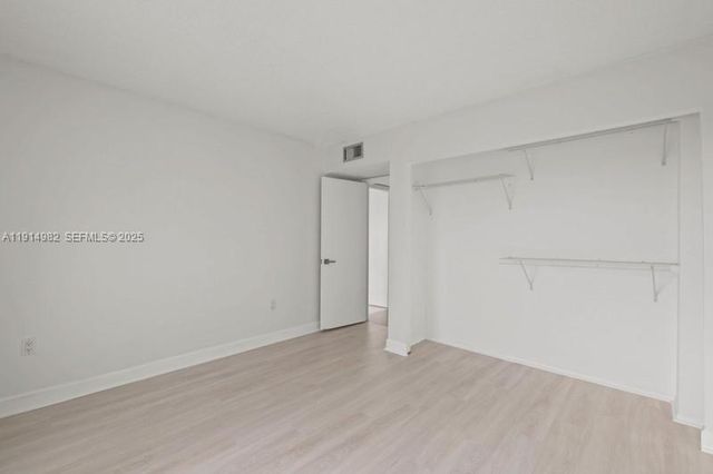 4174 Inverrary Drive 902, Lauderhill, FL 33319