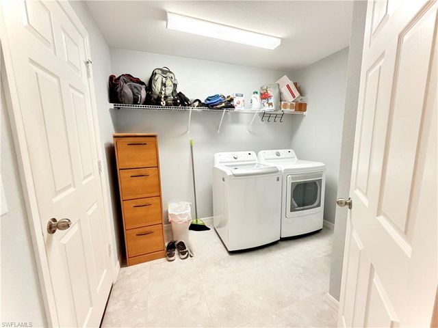 428 NW 13th TER, Cape Coral, FL 33993