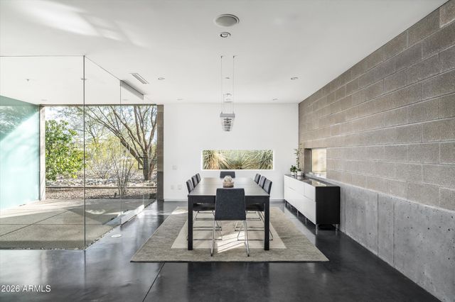 10010 E JENAN Drive, Scottsdale, AZ 85260