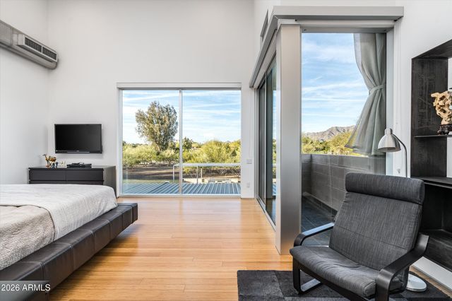 10010 E JENAN Drive, Scottsdale, AZ 85260