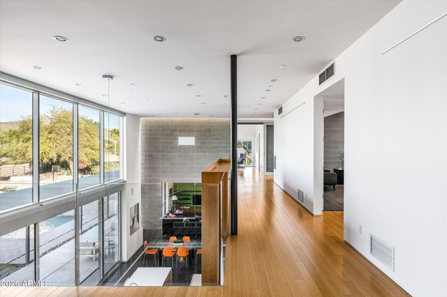 10010 E JENAN Drive, Scottsdale, AZ 85260