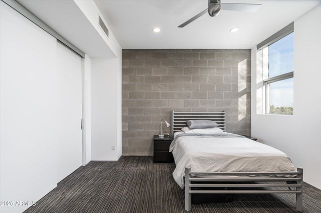 10010 E JENAN Drive, Scottsdale, AZ 85260